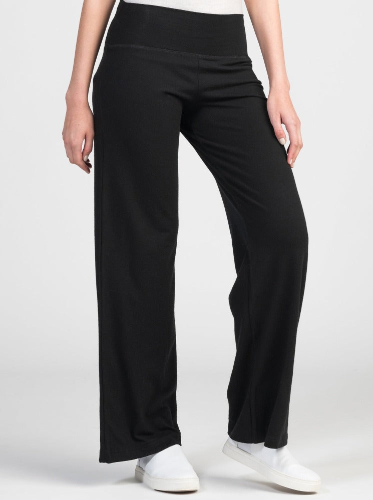 Untouched World Relaxed Pant in Black