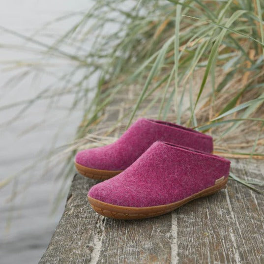 Cranberry Felted Wool Glerups with rubber sole