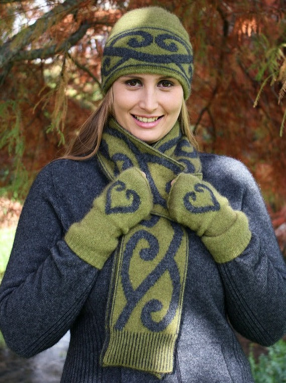 Aroha possum merino fingerless mittens in olive