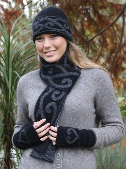 Aroha Scarf in Charcoal and Black by Lothlorian