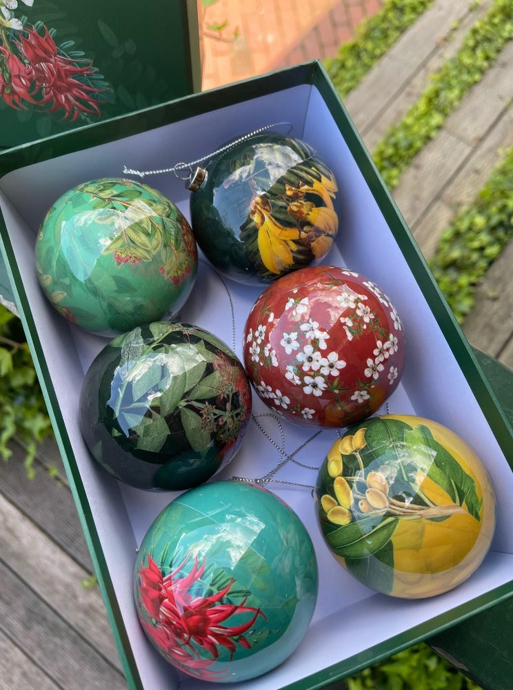 NZ Flora Christmas Baubles Set of 6